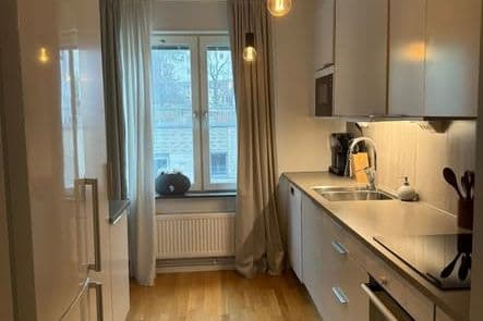 Ljus 2:a med balkong i Ursvik