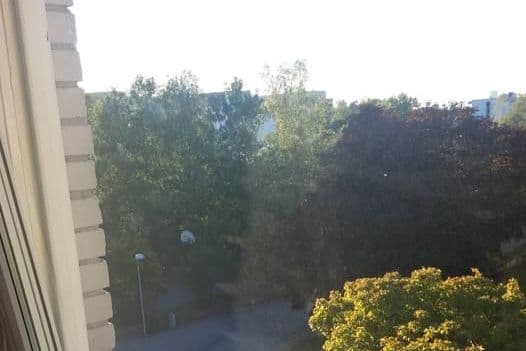 Studio nära T-bana i Sundbyberg